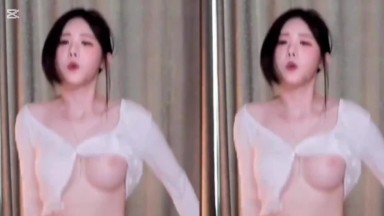 +BJ Hamjing Exposed tits teasing guys high