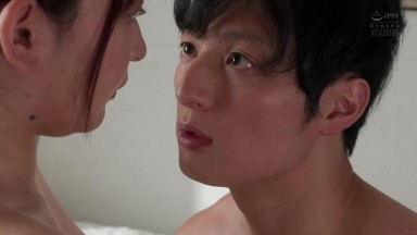 YUJ-030 [自提征用]我把那个有着男孩气却隐藏巨乳的女性朋友，当作异性看待了 梓ヒカリ