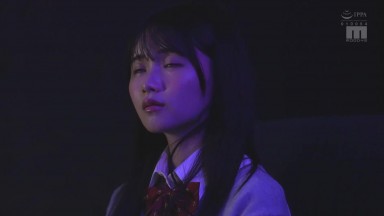 MIDA-126 [自提征用]痴汉的手指插入太准了...让我发不出声音，爱液如丝般涌出最终沦陷 泉ももか