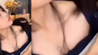 杨超越 Sexy gal unexpected exposed tits