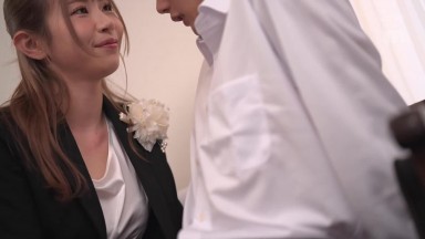 MIDA-143 [自提征用]“毕业了…终于可以吃掉你了” 女教师3年忍耐爆发！ 童贞巨根被吃干抹净 葵依吹