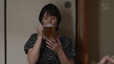 ADN-659 [自提征用]被NTR的妻子 为了上位而挤走的部下在我面前侵犯妻子 玉城夏帆
